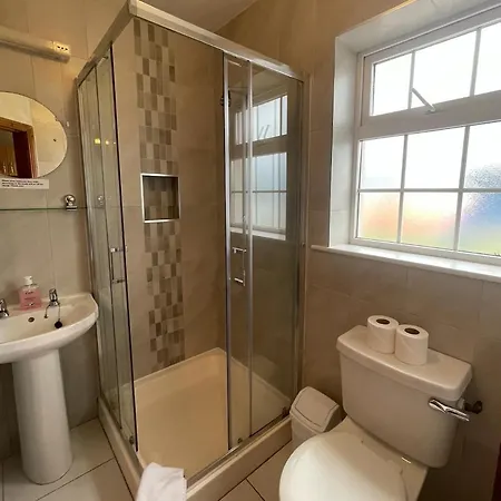 Harbour Nights 3* 丁格尔